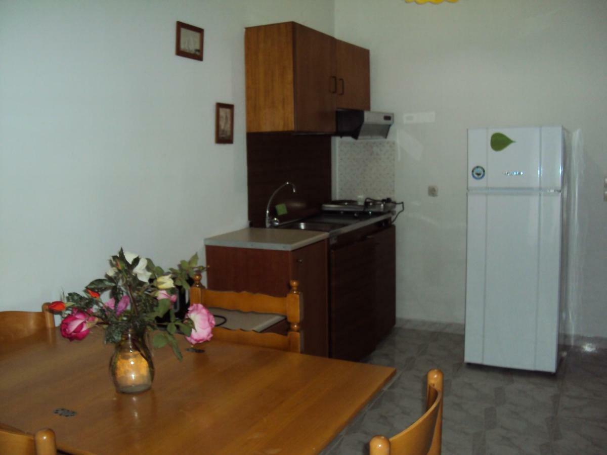 Thodora Appartments サミ エクステリア 写真